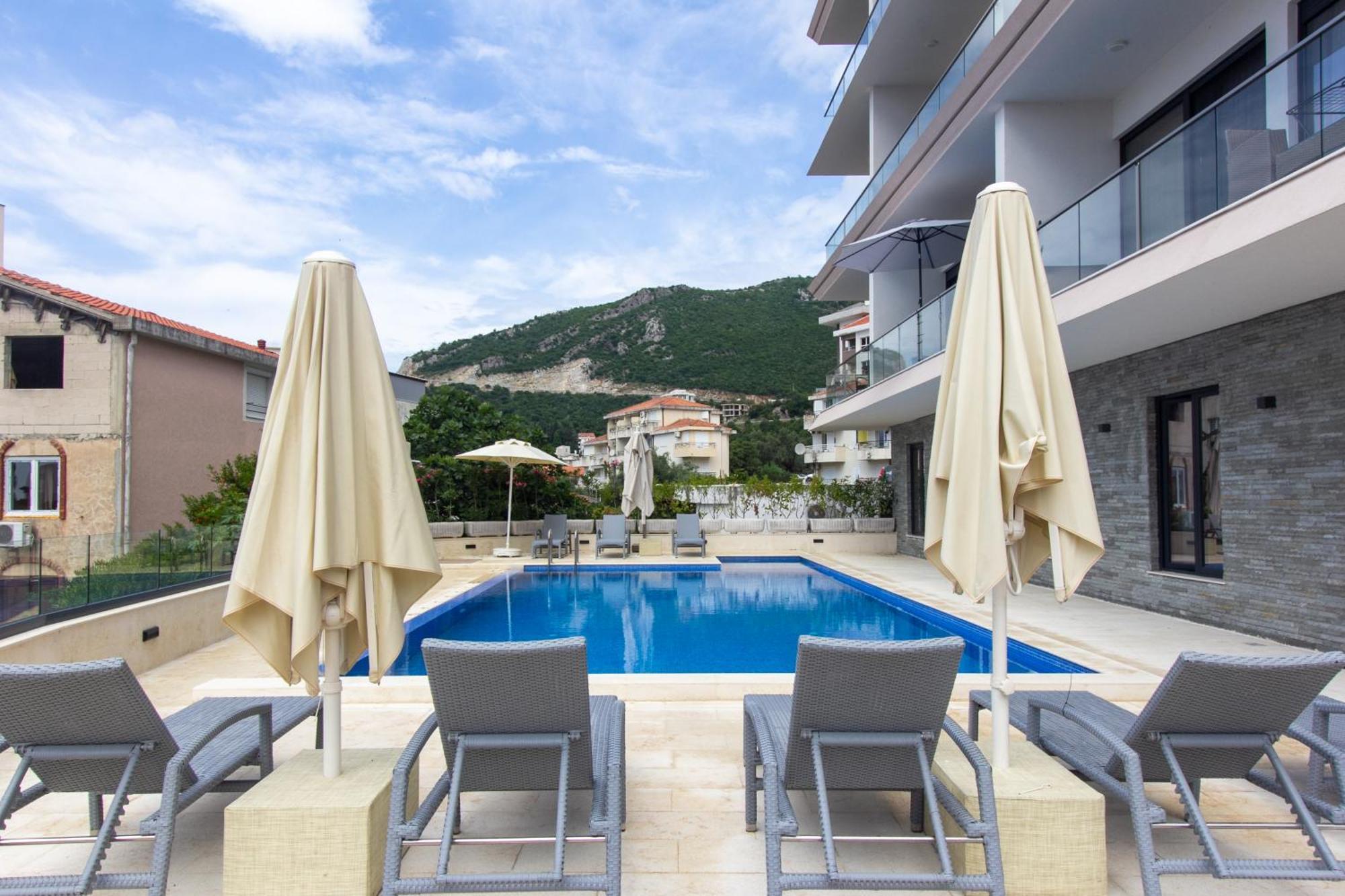 Apartment Pool & Sauna Elia Residnece